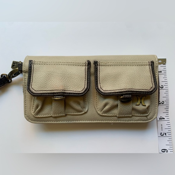 Hurley Beige Wristlet Wallet with Dual Front Pockets - Picture 8 of 8
